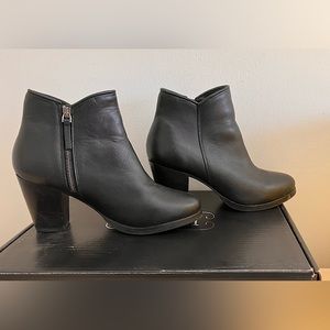 Women’s Thursday Boots - Uptown. Black, size 8.5